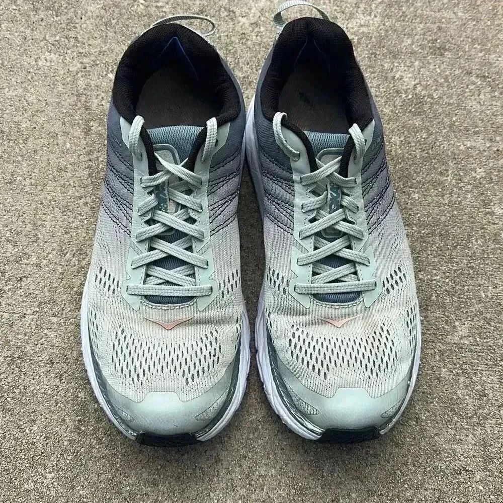 Hoka One One Clifton 6